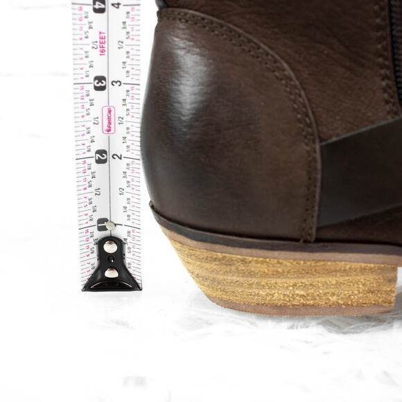 Softwalk Brown Suede Ankle Mid Calf Boots Size 9 Wide Faux Shearling Fur Buckle - Picture 8 of 11